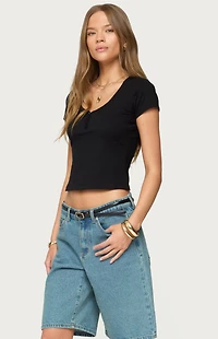 Edikted Katerina Henley T-Shirt