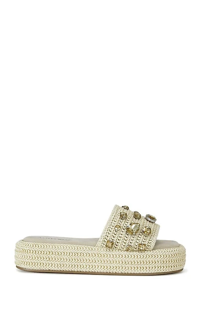 AZALEA WANG Women's Tan Baste Sandals