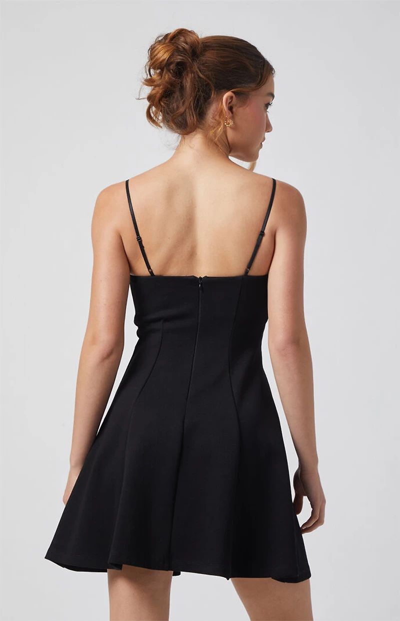 Beverly and Beck Scarlett Sweetheart Mini Dress