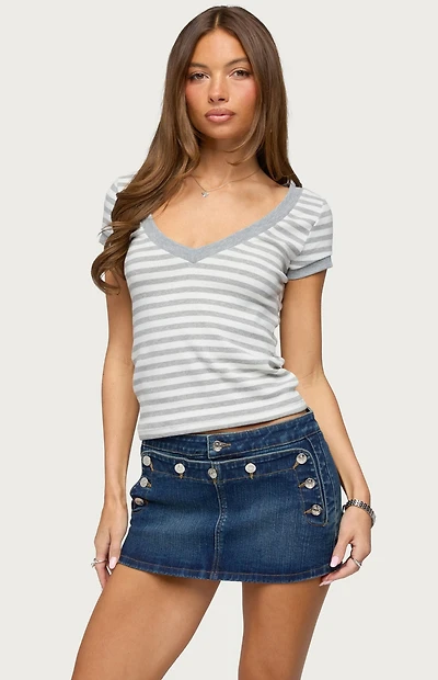 Edikted Antonela Striped V Neck T-Shirt