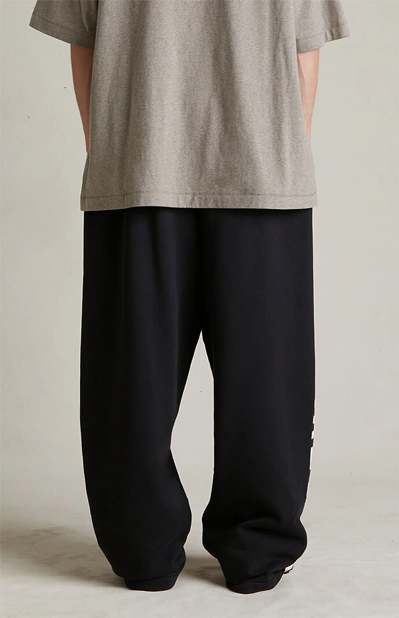Fear of God ESSENTIALS Black Heavy Fleece Relaxed Sweatpants