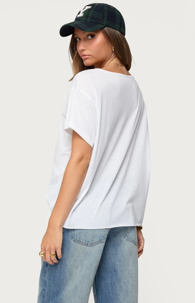 Edikted Sonora Oversized v Neck T-Shirt