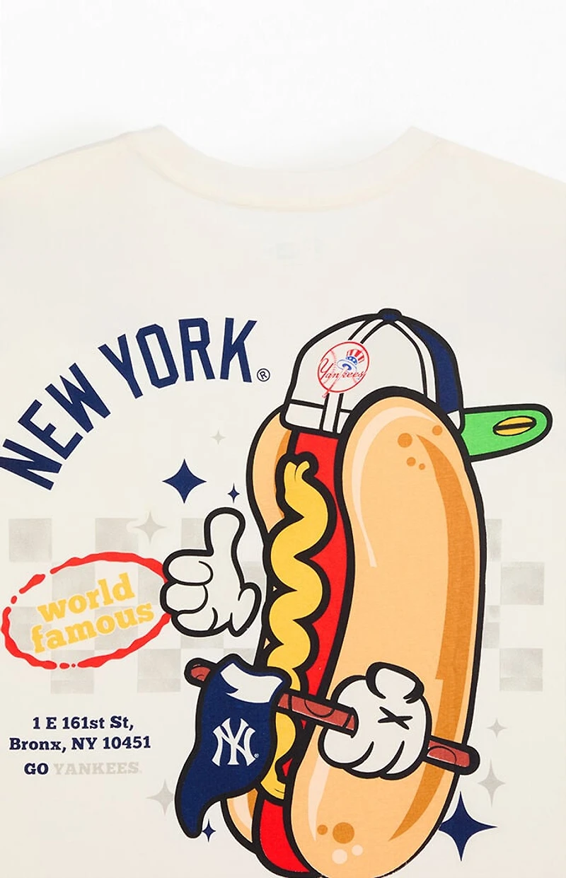 New Era Yankees Hot Dog T-Shirt