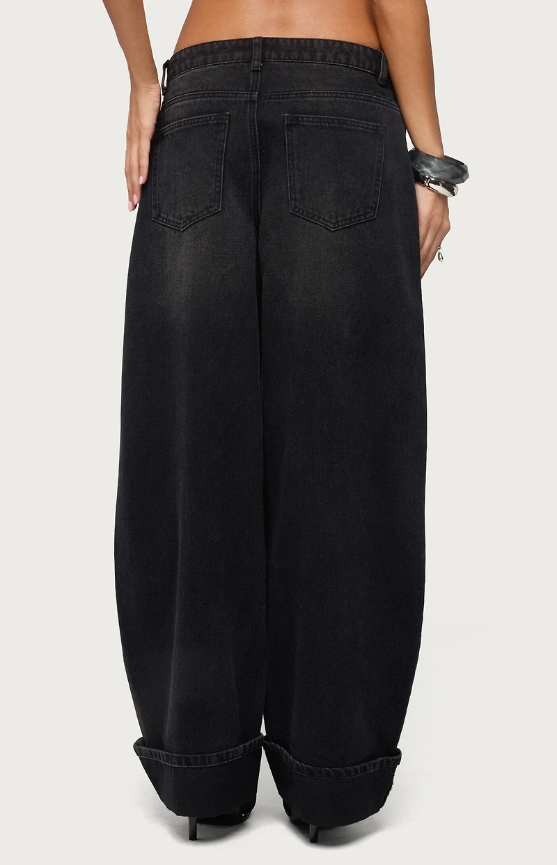 Edikted Kella Low Rise Baggy Jeans