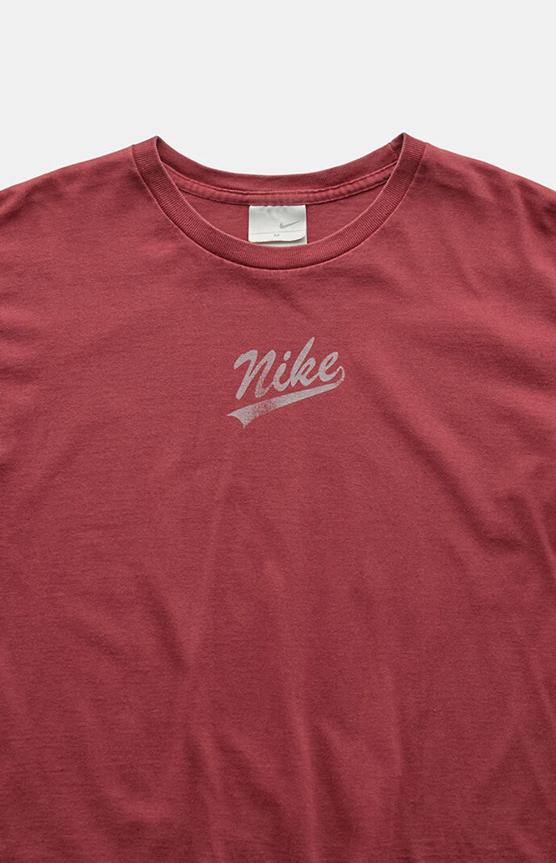 PS VINTAGE Maroon 2000s Nike Graphic T-Shirt