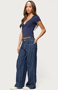 Edikted Merinda V Neck T-Shirt