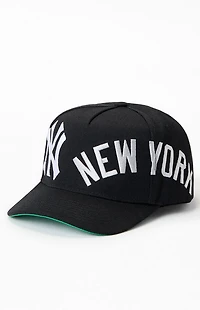 Mitchell & Ness MLB NY Yankees Busted Pro Snapback Hat