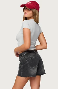 Edikted Moraya V Neck T-Shirt