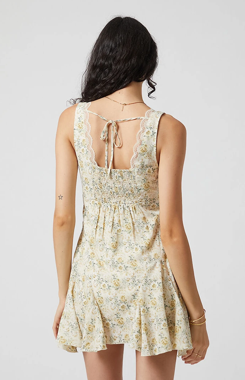 Beverly and Beck Ollie Lace Trim Floral Mini Dress