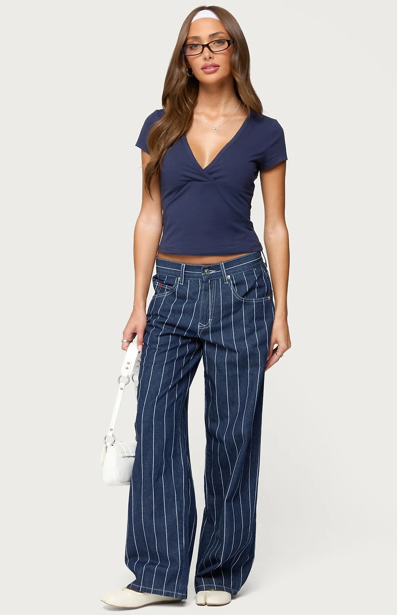 Edikted Merinda V Neck T-Shirt