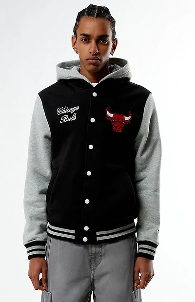 New Era Chicago Bulls Hooded Varsity Jacket