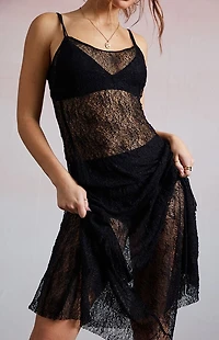 Third Charm Ashtin Lace Midi Dress