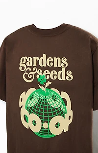 GARDENS & SEEDS Global T-Shirt