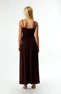 WEWOREWHAT Ruched Front Scoop Maxi Dress