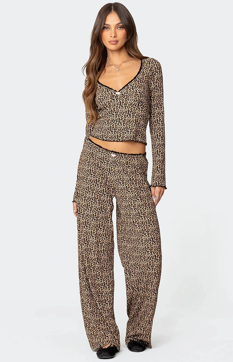 Edikted Lue Leopard Printed Ribbed V Neck Top