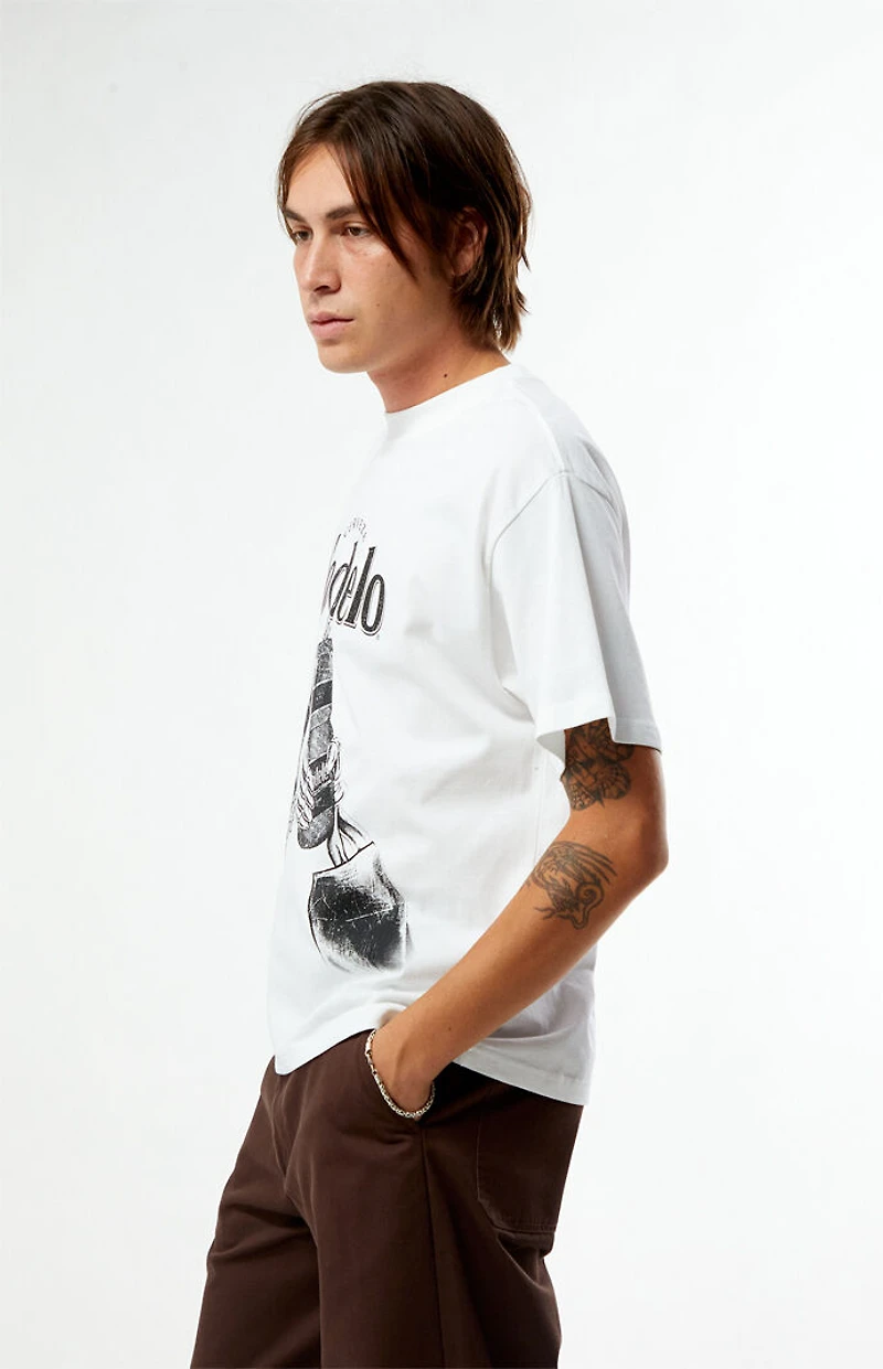 Modelo Salud Dia De Los Muertos T-Shirt