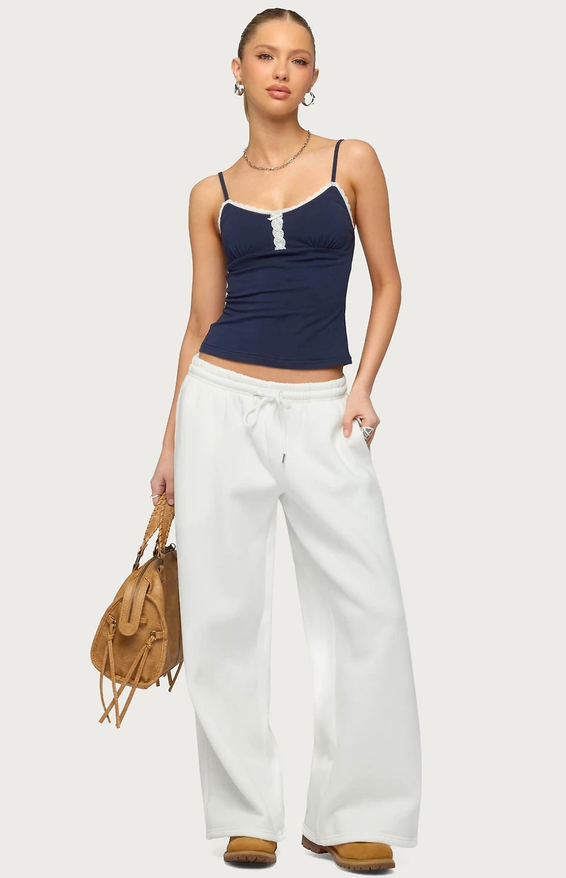 Edikted Petite Kamari Low Rise Wide Sweatpants