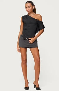 Edikted Katana Asymmetric Off Shoulder Top