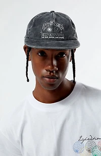 OYSTER EXPEDITION The Sun Moon & Stars Strapback Hat