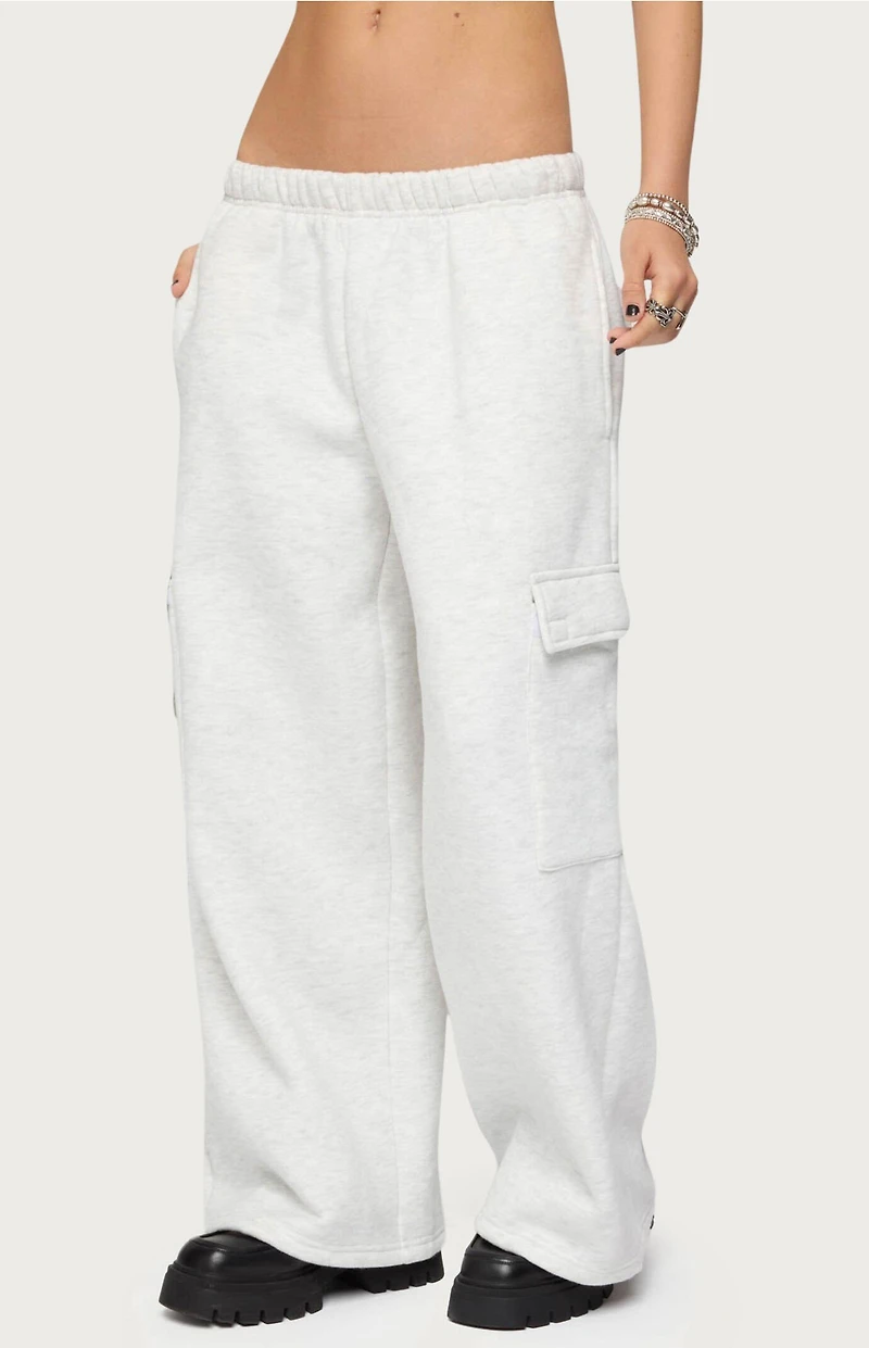 Edikted Petite Wide Leg Cargo Sweatpants
