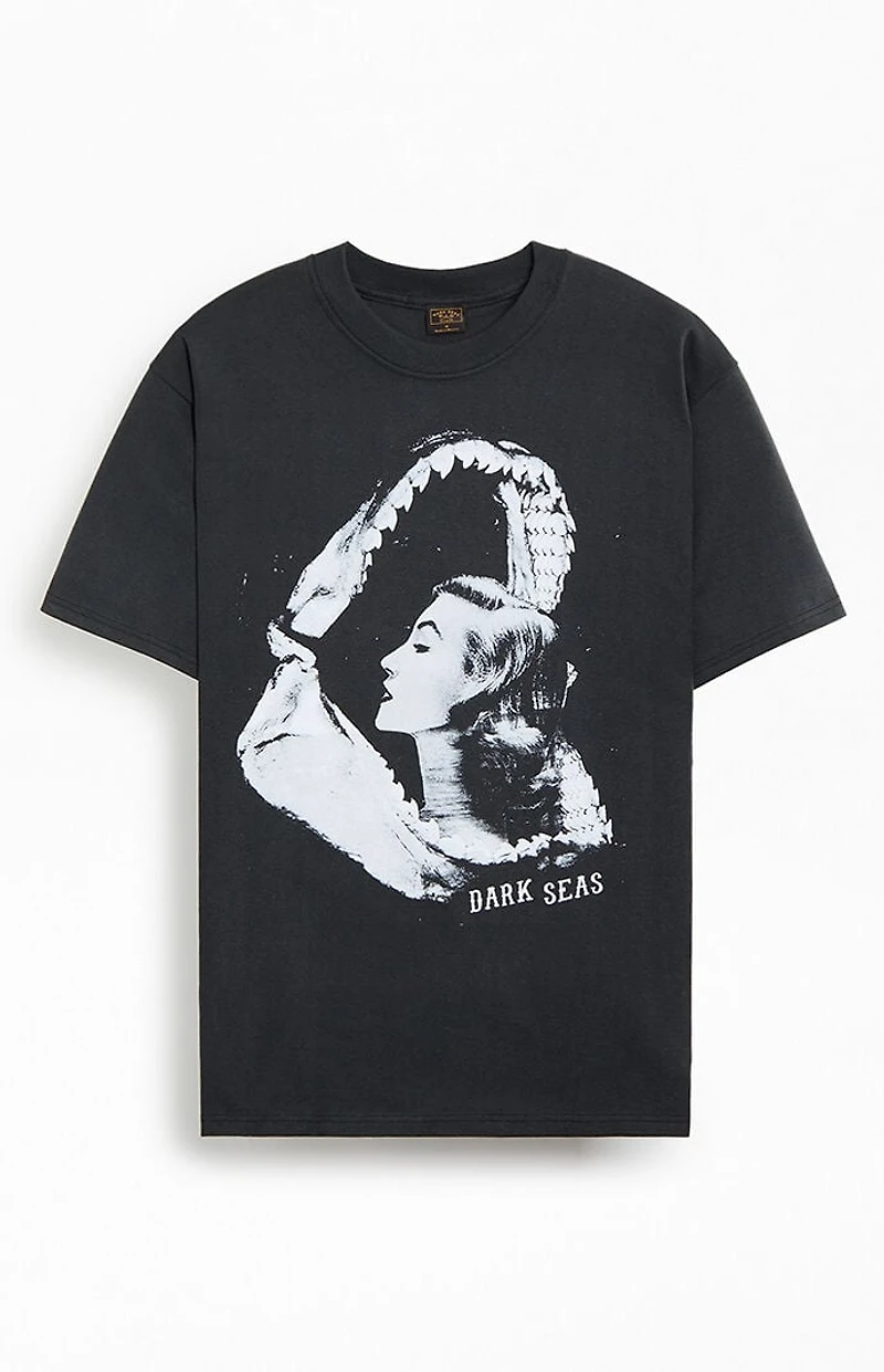 Dark Seas Victoria Heavyweight T-Shirt