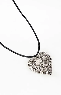 LA Hearts Cleo Heart Pendant Rope Necklace