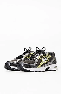 New Balance Black & Yellow 740 Shoes