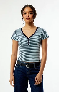 Your Favorite Poppy V-Neck Button T-Shirt