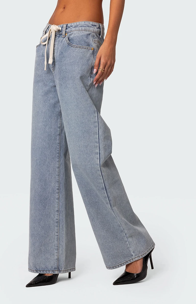 Edikted Wynn Low Rise Oversized Jeans