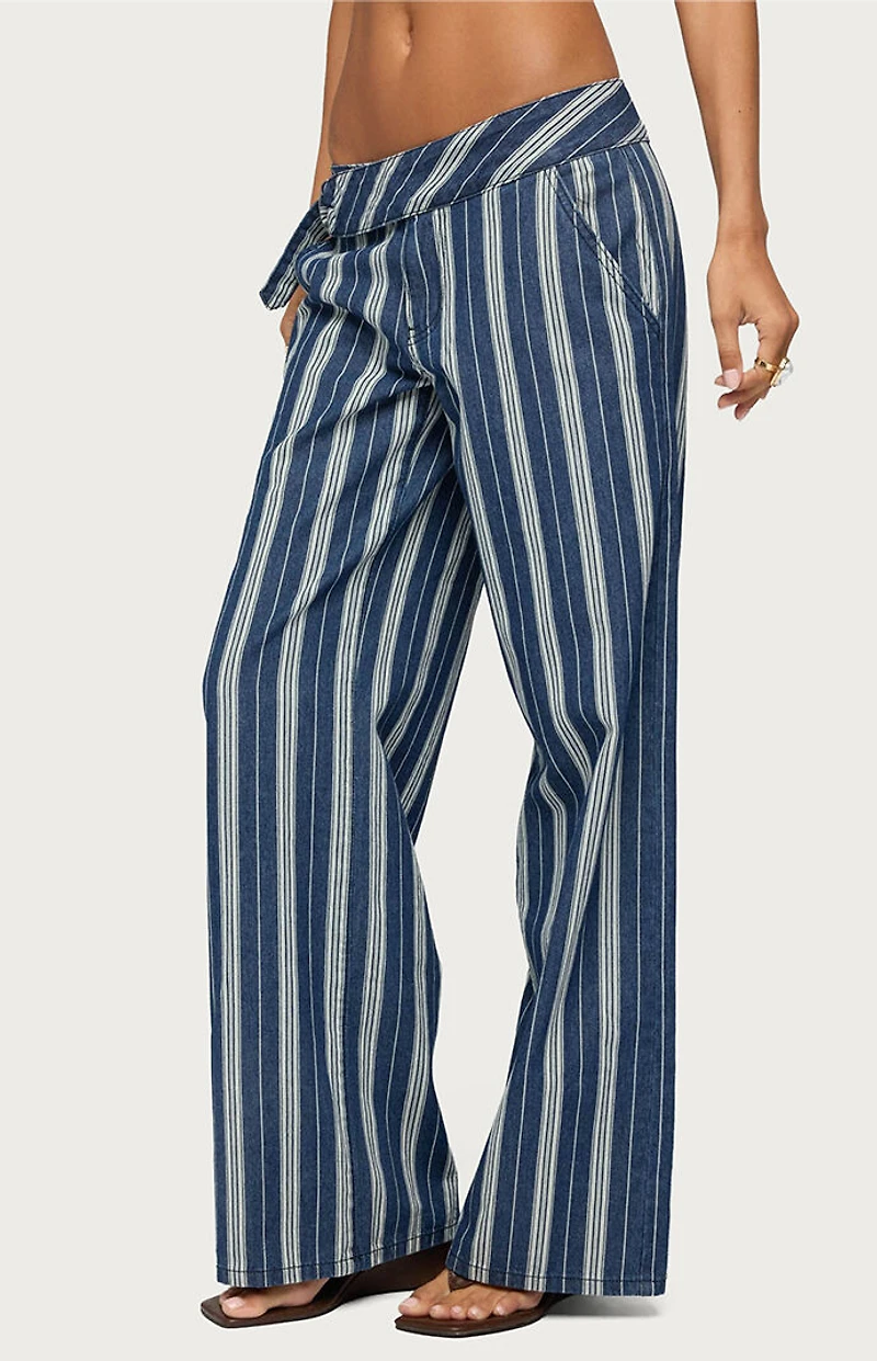 Edikted Belt Striped Low Rise Baggy Jeans