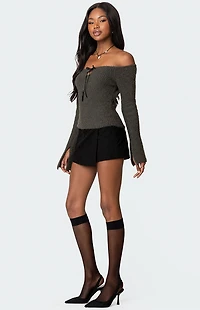 Edikted Keyhole Off Shoulder Ribbed Knit Top