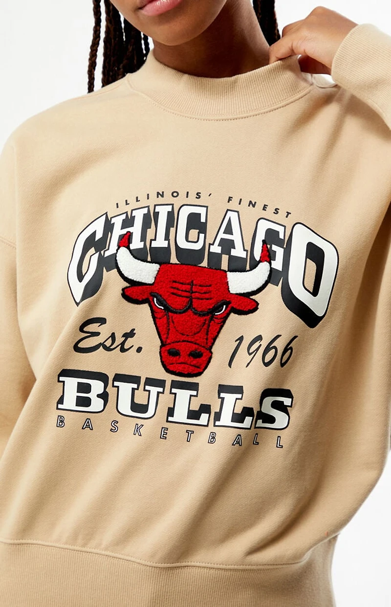 QORE Chicago Bulls Mock Neck Sweatshirt