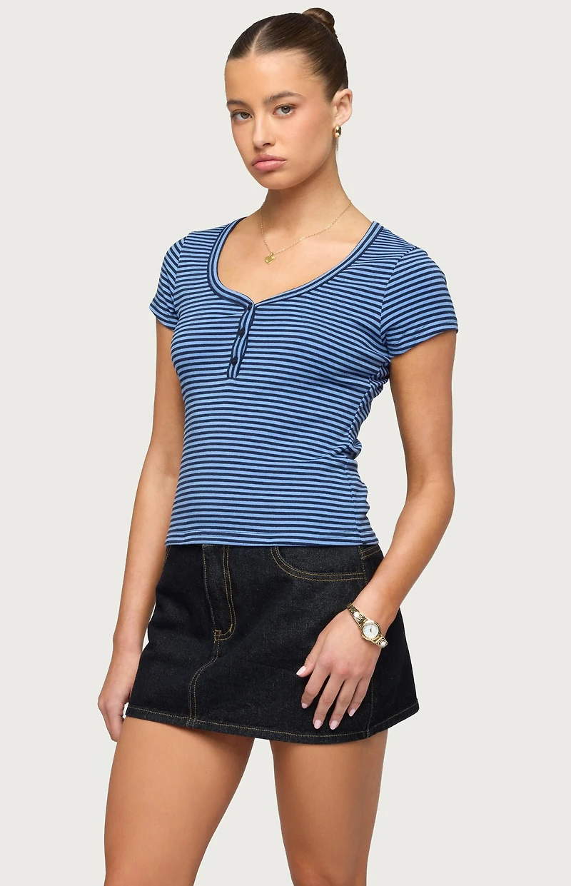 Edikted Kady Striped Henley T-Shirt