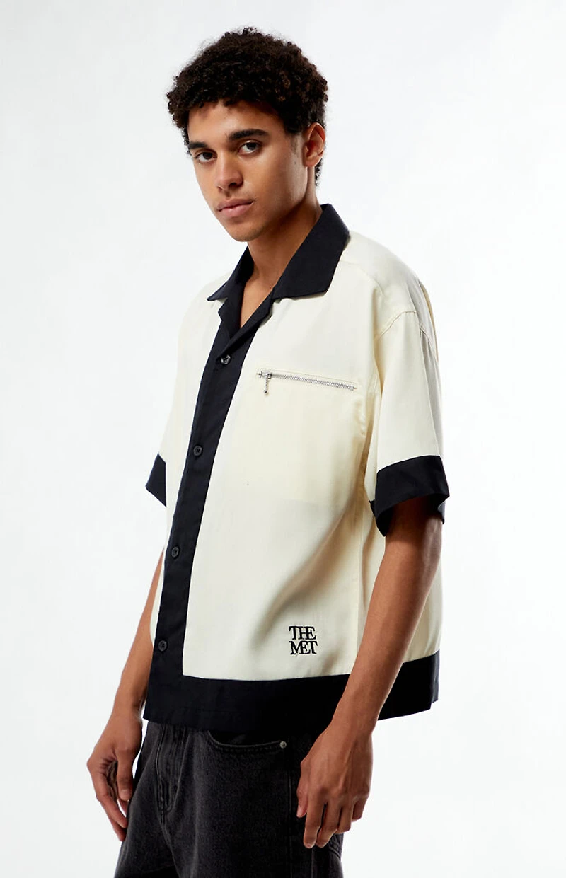 The Met x Pacsun Queen Victoria Camp Shirt