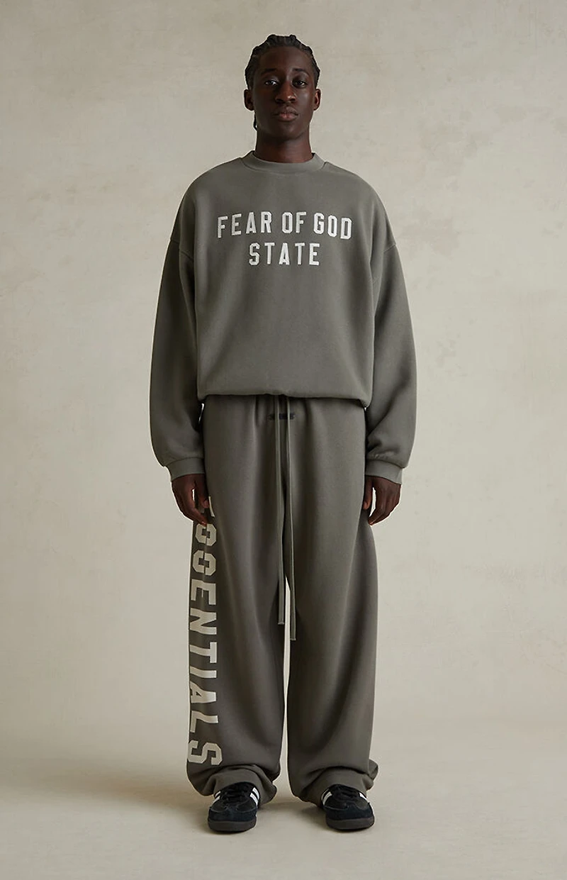 Fear of God ESSENTIALS Moss '90s Fit Fleece Crew Neck Sweatshirt