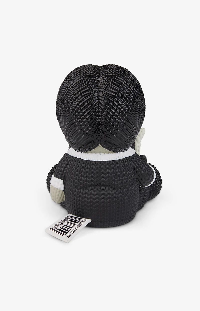 The Addams Family Wednesday Addams With Thing Glow In The Dark 101 Knit Series Vinyl Figure