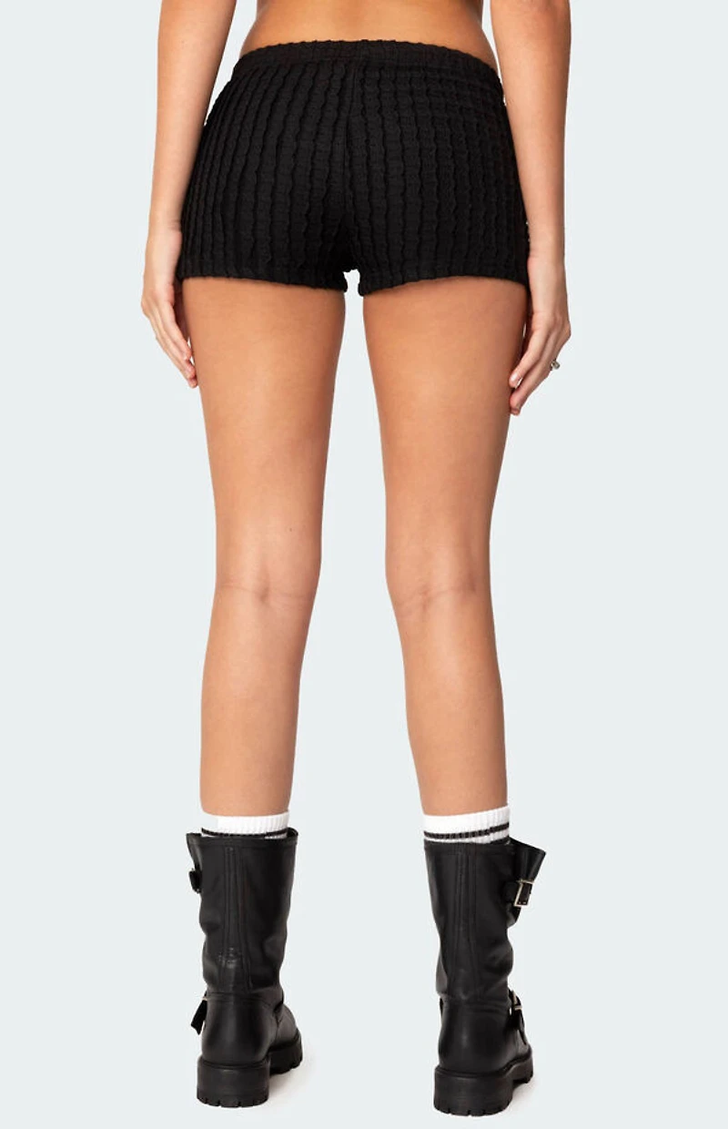 Edikted Phoebe Textured Knit Shorts