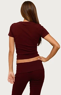 Edikted Emelia Fitted T-Shirt