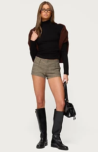 Edikted Saskia Fitted Ribbed Turtle Neck Top