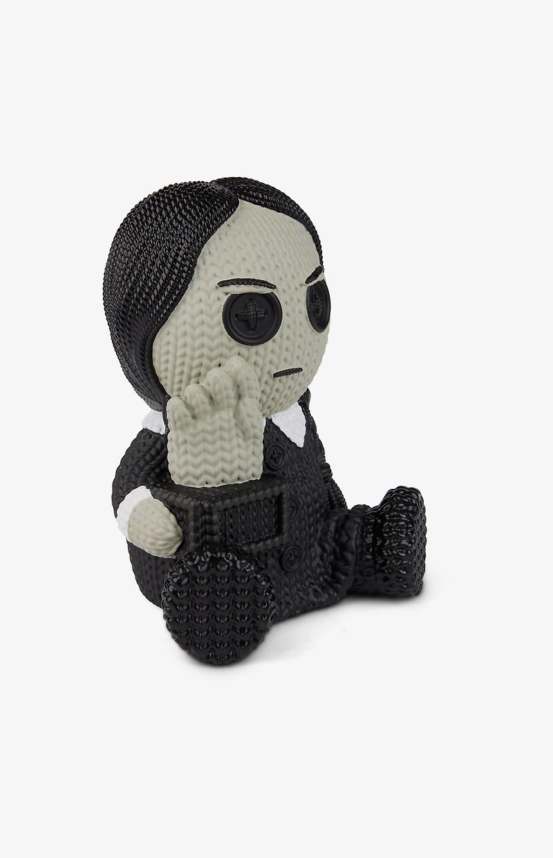 The Addams Family Wednesday Addams With Thing 097 Knit Series Vinyl Figure