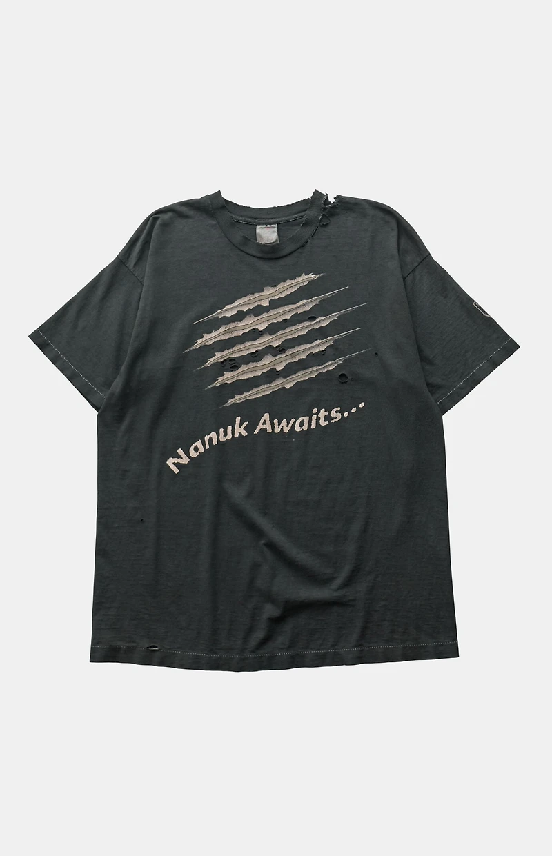 PS VINTAGE '90s Nanuk Awaits T-Shirt