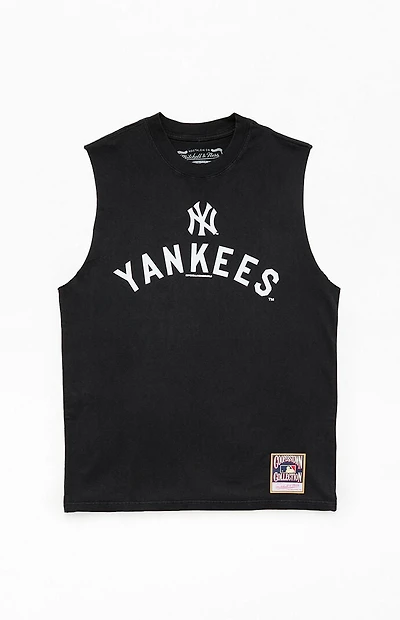Mitchell & Ness Yankees Cut-Off Muscle T-Shirt