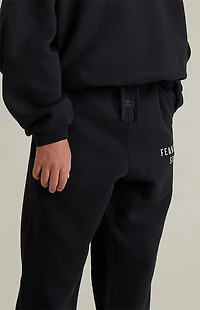 Fear of God ESSENTIALS Kids Jet Black Classic Fleece Sweatpants