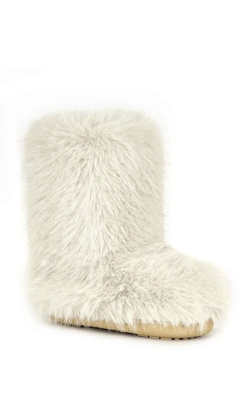 AZALEA WANG Women's Dipa Ivory Faux Fur Booties