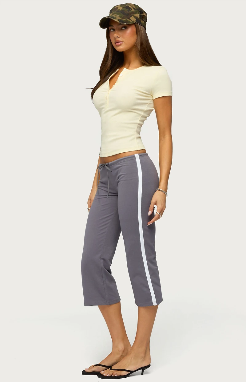 Edikted Milene Contrast Terry Capri Pants