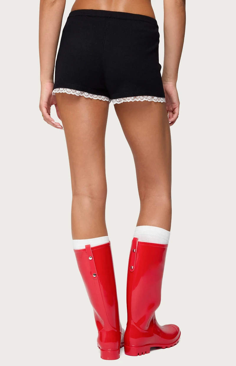 Edikted Sansa Lacey Knit Micro Shorts