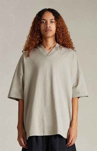 Fear of God ESSENTIALS Seal V-Neck T-Shirt