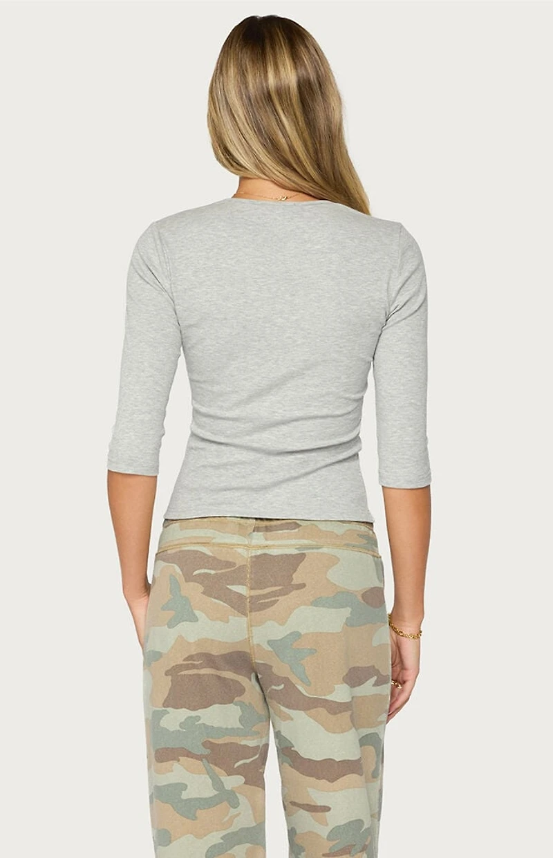 Edikted Quila Ribbed Three-Quarter Sleeve Top