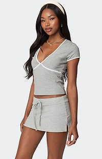 Edikted Alicia Contrast V Neck Top