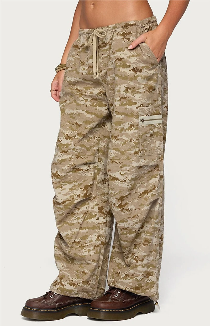 Edikted Demey Camo Baggy Pants